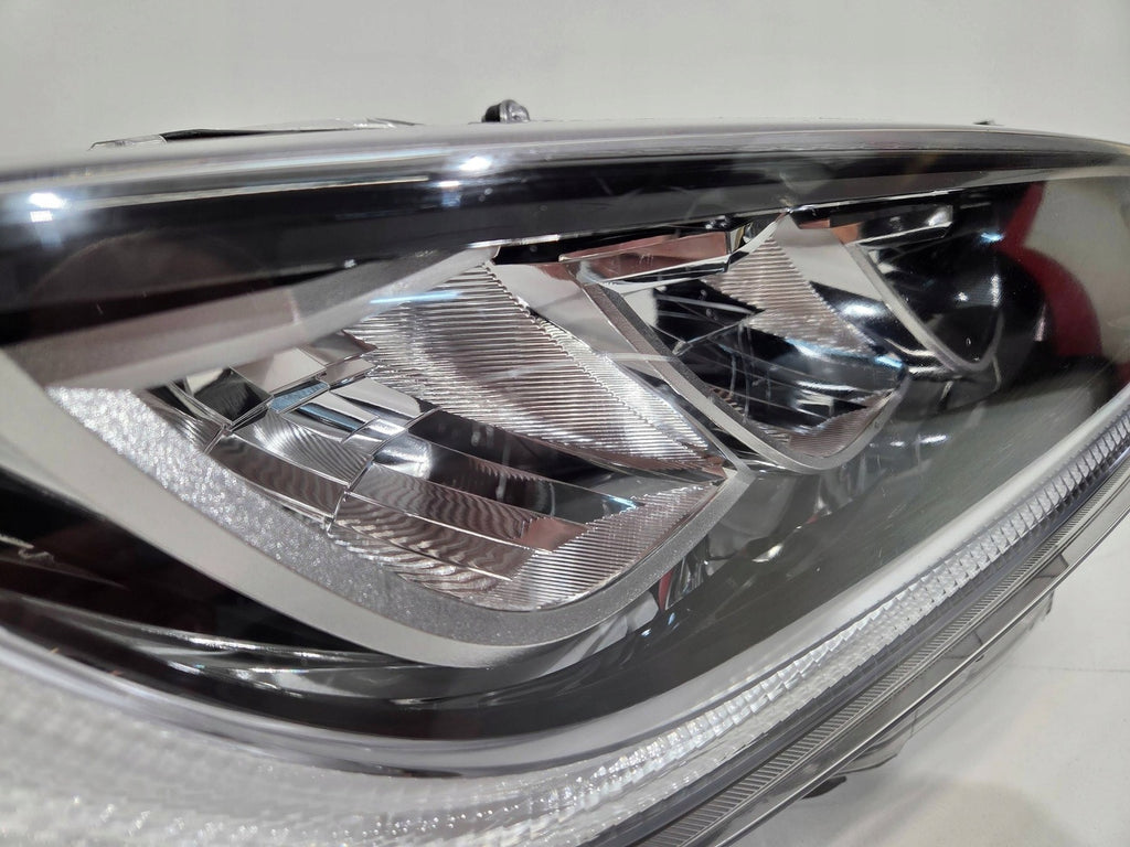 Frontscheinwerfer Toyota 4 Yaris ZPR1101 Full LED Rechts Scheinwerfer Headlight