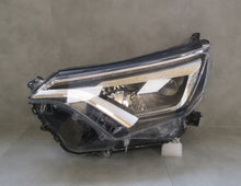 Laden Sie das Bild in den Galerie-Viewer, Frontscheinwerfer Toyota 4 IV LED Links Scheinwerfer Headlight