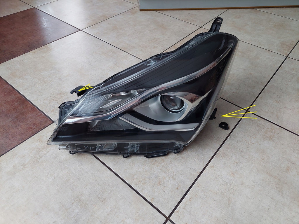 Frontscheinwerfer Toyota Yaris Links Scheinwerfer Headlight