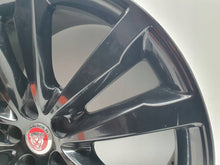 Laden Sie das Bild in den Galerie-Viewer, 1x Alufelge 20 Zoll 8.5" 5x108 45ET Glanz Schwarz HK8M1007HA Jaguar F-Pace X761 FEL9213799851af