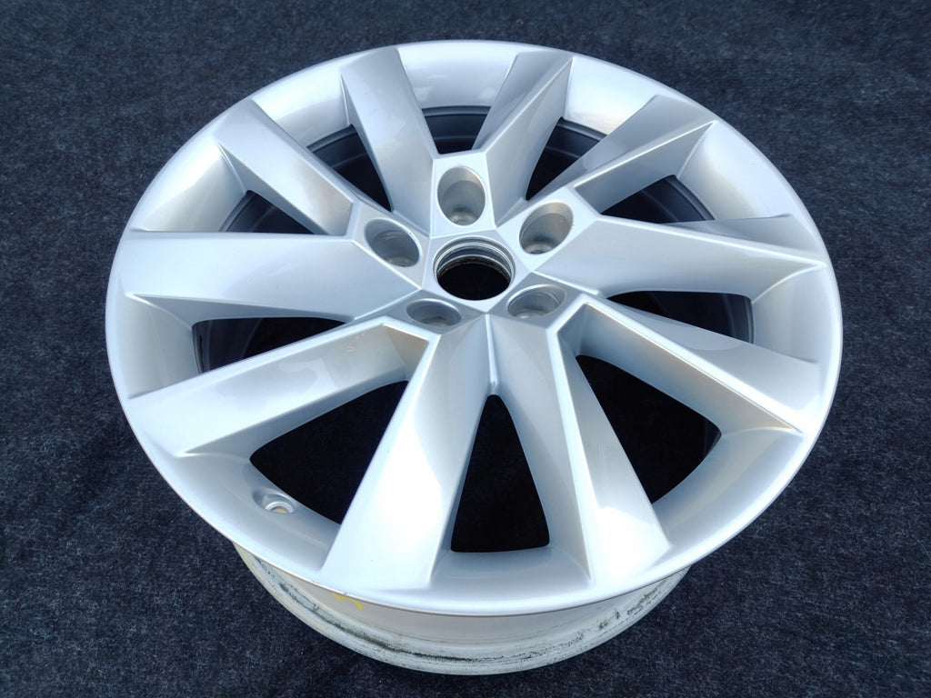 1x Alufelge 17 Zoll 7.0" 5x112 40ET Glanz Silber 3V0601025C Skoda Superb Iii FEL7365126029qj