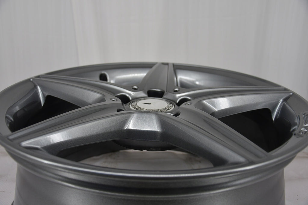 4x Alufelge 18 Zoll 7.5" 5x112 44ET Glanz Grau A2054011100 Mercedes-Benz A205 Mg FEL2722780360gw