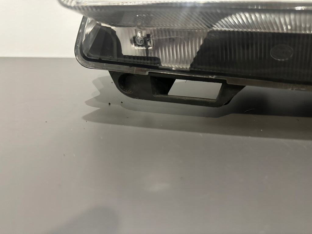 Frontscheinwerfer Skoda Fabia II 5J1941015E Links Scheinwerfer Headlight