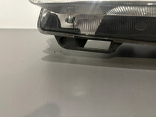 Laden Sie das Bild in den Galerie-Viewer, Frontscheinwerfer Skoda Fabia II 5J1941015E Links Scheinwerfer Headlight