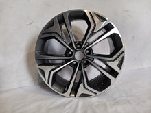 Load image into Gallery viewer, 1x Alufelge 19 Zoll 8.0&quot; 5x114.3 51ET 52910-S1330 Hyundai Santa Fe Rim Wheel