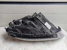 Laden Sie das Bild in den Galerie-Viewer, Frontscheinwerfer Volvo V70 S80 31353533 Xenon Rechts Scheinwerfer Headlight SCH8843651709iy