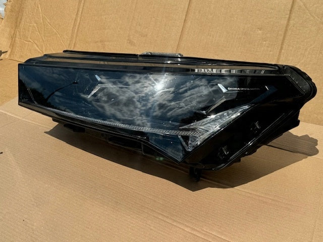 Frontscheinwerfer Skoda Enyaq 5LB941015 Links Scheinwerfer Headlight