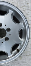 Laden Sie das Bild in den Galerie-Viewer, 1x Alufelge 15 Zoll 7.0&quot; 5x112 A2024010502 Mercedes-Benz Rim Wheel