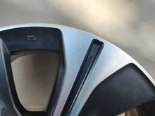 Load image into Gallery viewer, 1x Alufelge 17 Zoll 6.5&quot; 5x114.3 45ET N86701 Nissan Rim Wheel