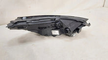 Laden Sie das Bild in den Galerie-Viewer, Frontscheinwerfer Tesla Model 3 PGP1996 1514952 Links Scheinwerfer Headlight