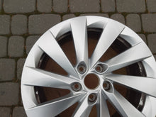 Laden Sie das Bild in den Galerie-Viewer, 1x Alufelge 17 Zoll 7.0" 5x112 46ET Glanz Silber 5E3601025 Mg Octavia Iii FEL4805278132ha