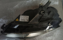 Load image into Gallery viewer, Frontscheinwerfer Audi A3 8P0941003BE Xenon Links Scheinwerfer Headlight