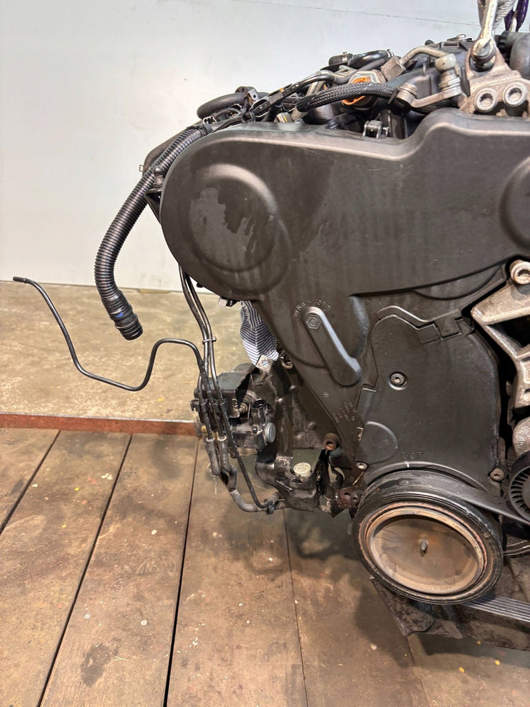 Motor Audi Q5 CGLB 2.0 TDI 170PS 125kW 225TKm 2011 Diesel Engine Komplett