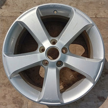 Load image into Gallery viewer, 1x Alufelge 17 Zoll 6.5&quot; 5x112 39ET Glanz Silber 1K8071497 VW Scirocco Rim Wheel