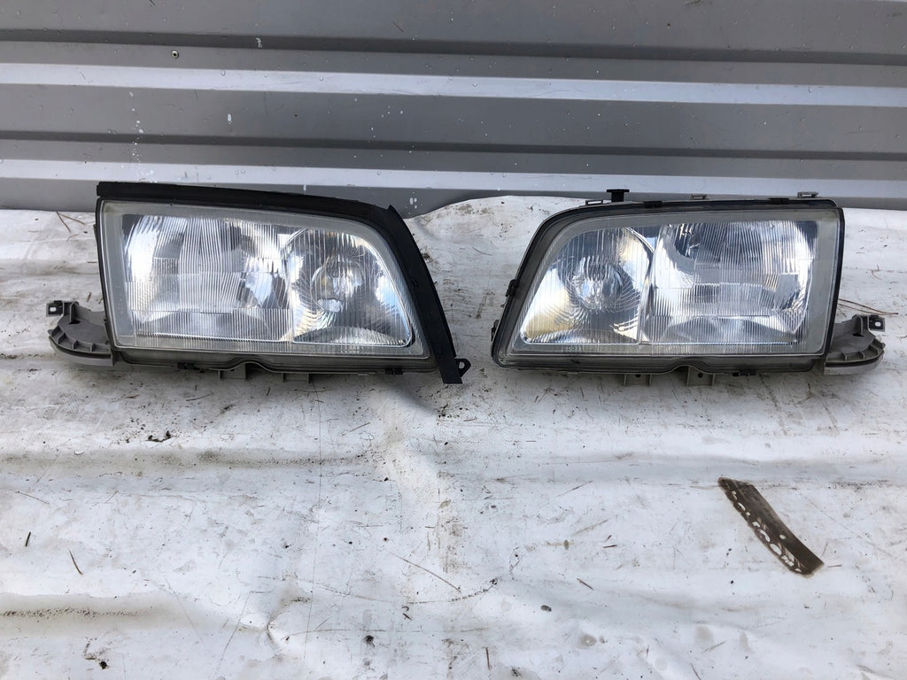 Frontscheinwerfer Mercedes-Benz A2028203061 Ein Satz Scheinwerfer Headlight SCH5053902578mu