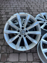 Laden Sie das Bild in den Galerie-Viewer, 4x Alufelge 17 Zoll 7.0" 5x112 40ET 3G0601025BP VW Passat B8 Beetle Touran FEL4896307476xa