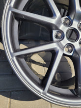 Laden Sie das Bild in den Galerie-Viewer, 1x Alufelge 18 Zoll 8.5&quot; 5x114.3 1044221-00-A Tesla 3 Rim Wheel