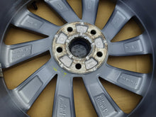 Laden Sie das Bild in den Galerie-Viewer, 1x Alufelge 18 Zoll 7.5&quot; 5x112 51ET Graphit 5E0601025AS Skoda Superb III Octavia