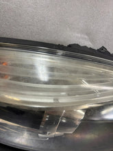 Load image into Gallery viewer, Frontscheinwerfer Renault Scenic 260106928 Rechts Scheinwerfer Headlight SCH8361842923xv
