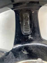 Load image into Gallery viewer, 1x Alufelge 15 Zoll 5.5" 4x100 36ET 403000684R Renault Twingo Iii Rim Wheel FEL9606685184up
