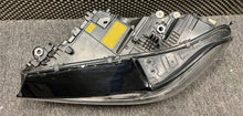 Laden Sie das Bild in den Galerie-Viewer, Frontscheinwerfer BMW X5 G05 G06 5A2799701 LE16A6379 Links Headlight SCH2433671272yg