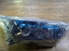 Laden Sie das Bild in den Galerie-Viewer, Frontscheinwerfer Toyota 4 Yaris Rechts Scheinwerfer Headlight