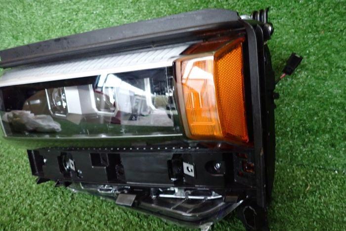 Frontscheinwerfer Toyota Land Cruiser 8115060580 Links Scheinwerfer Headlight SCH7823538734dx