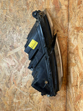 Laden Sie das Bild in den Galerie-Viewer, Frontscheinwerfer Skoda Octavia III 5E1941016E Rechts Scheinwerfer Headlight SCH7119530820mw