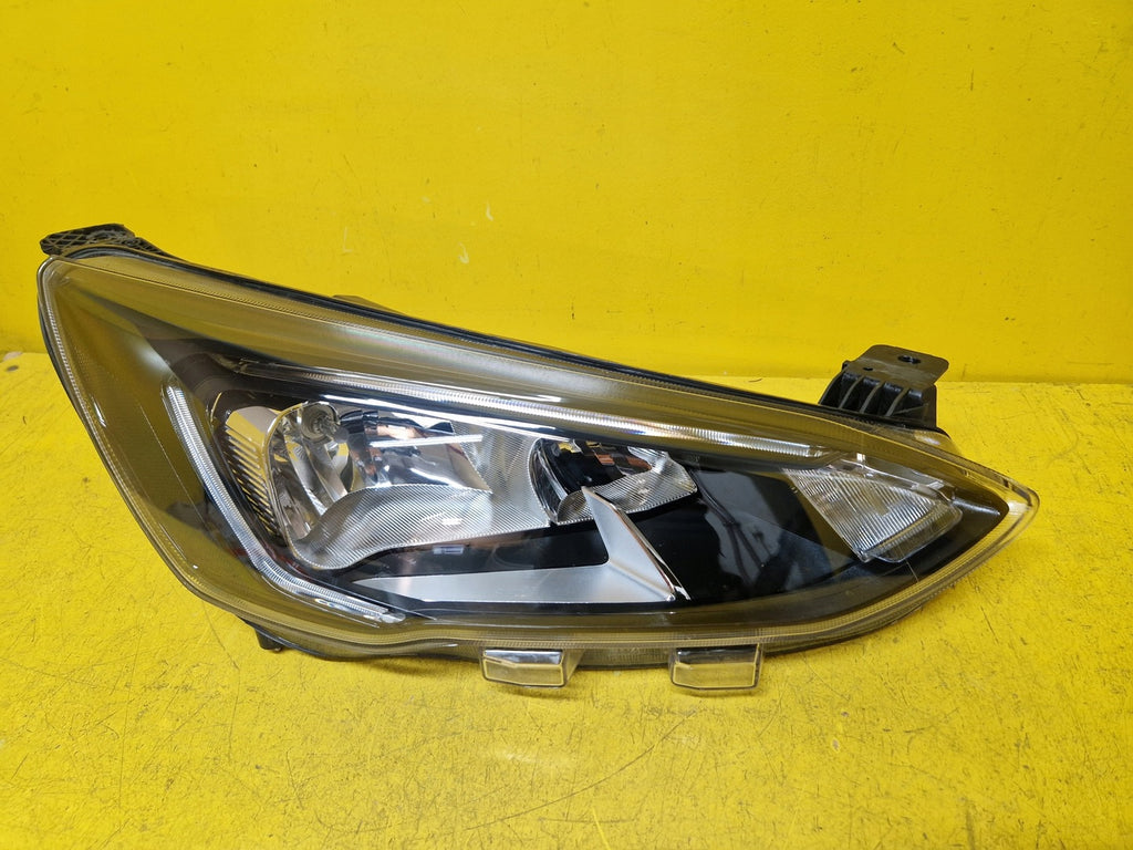 Frontscheinwerfer Ford Focus JX7B-13W029-CE Rechts Scheinwerfer Headlight SCH7813405426qj