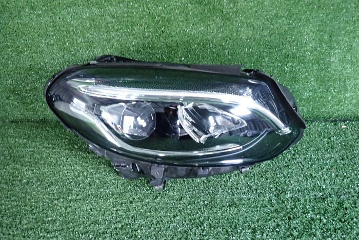 Frontscheinwerfer Mercedes-Benz W246 A2469066201 Rechts Scheinwerfer Headlight SCH7969300433yq