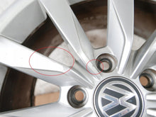 Laden Sie das Bild in den Galerie-Viewer, 1x Alufelge 17 Zoll 7.0" 5x112 49ET 5G0601025 VW Golf VII I Rim Wheel FEL3959475562oj