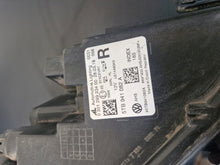 Load image into Gallery viewer, Frontscheinwerfer VW Touran 5TB941082 Rechts Scheinwerfer Headlight SCH5237428960gc