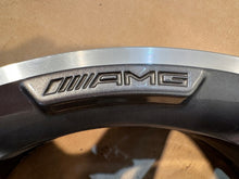 Laden Sie das Bild in den Galerie-Viewer, 1x Alufelge 18 Zoll 7.0" 5x112 46ET A1564010500 Mercedes-Benz Gla Amg Rim Wheel FEL4566003685pr