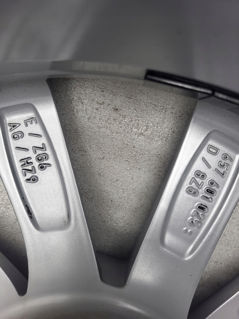 1x Alufelge 17 Zoll 6.5" 5x100 40ET Glanz Silber 657601025D Mg Scala Kamiq FEL9263951090ey