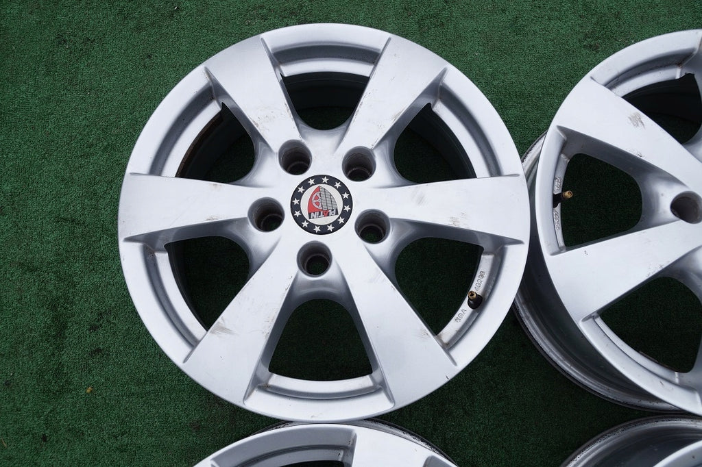 4x Alufelge 16 Zoll 6.5" 5x114.3 40ET Glanz Silber P50665008 Honda I Z Rim Wheel FEL5067190106ek