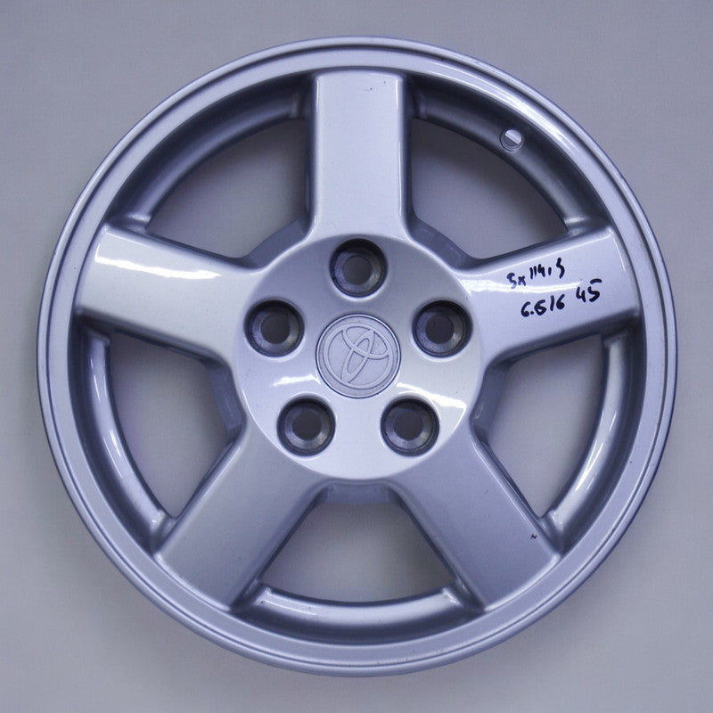 1x Alufelge 16 Zoll 6.5" 5x114.3 45ET Glanz Silber Toyota Avensis Rim Wheel