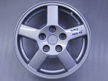 Laden Sie das Bild in den Galerie-Viewer, 1x Alufelge 16 Zoll 6.5&quot; 5x114.3 45ET Glanz Silber Toyota Avensis Rim Wheel