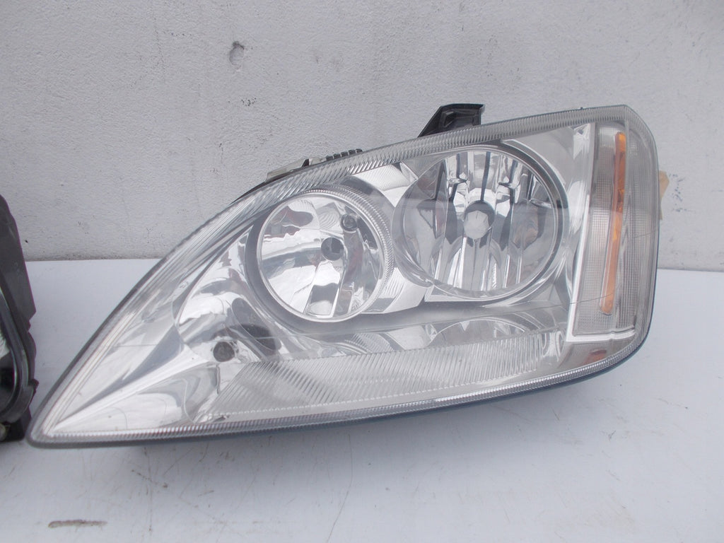 Frontscheinwerfer Ford Cmax C-Max Focus 3M51-13005-AH Ein Satz Headlight SCH5377339267im
