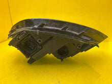 Laden Sie das Bild in den Galerie-Viewer, Frontscheinwerfer VW Touran 5TB941082A LED Rechts Scheinwerfer Headlight SCH1391918109sa