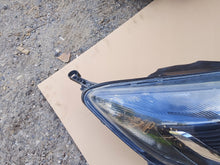 Laden Sie das Bild in den Galerie-Viewer, Frontscheinwerfer Opel Astra J 13253651 Xenon Rechts Scheinwerfer Headlight SCH6750399223da