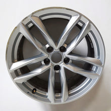 Load image into Gallery viewer, 1x Alufelge 18 Zoll 8.0&quot; 5x112 Silber 8W0601025EB Audi A4 Rim Wheel