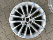 Laden Sie das Bild in den Galerie-Viewer, 1x Alufelge 18 Zoll 6863418 BMW 5 G31 G30 Rim Wheel FEL7535944378kb