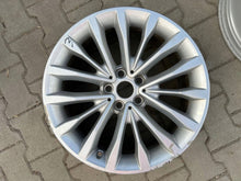 Laden Sie das Bild in den Galerie-Viewer, 1x Alufelge 18 Zoll 6863418 BMW 5 G31 G30 Rim Wheel FEL7535944378kb