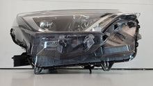 Laden Sie das Bild in den Galerie-Viewer, Frontscheinwerfer Toyota Rav 4 W30494CAR Rechts Scheinwerfer Headlight SCH8561926277xu