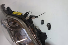 Laden Sie das Bild in den Galerie-Viewer, Frontscheinwerfer Toyota Auris 81150-02480 Xenon Links Scheinwerfer Headlight
