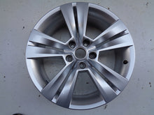Load image into Gallery viewer, 1x Alufelge 18 Zoll 7.0" 5x112 45ET Matt Silber 57A601025M Skoda Rim Wheel FEL7471144658vy