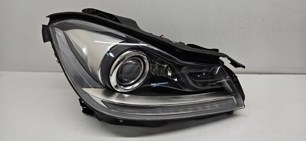 Frontscheinwerfer Mercedes-Benz A2048204839 Xenon Rechts Scheinwerfer Headlight