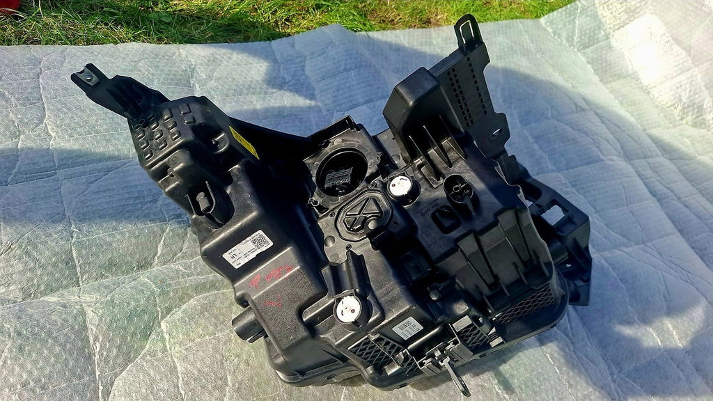 Frontscheinwerfer Skoda 5LB941009 Full LED Ein Stück (Rechts oder Links)