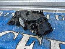 Laden Sie das Bild in den Galerie-Viewer, Frontscheinwerfer Audi A6 C8 4K0941039 1ZX01337701 LED Rechts oder Links SCH8773530302nl