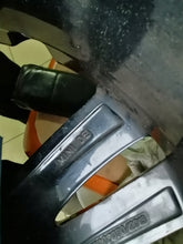 Laden Sie das Bild in den Galerie-Viewer, 1x Alufelge 17 Zoll 7.0&quot; 5x112 54ET Schwarz 6858899 Mini F55 Rim Wheel